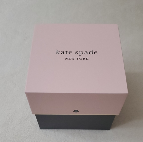 Kate Spade Watch - Picture 2 of 11